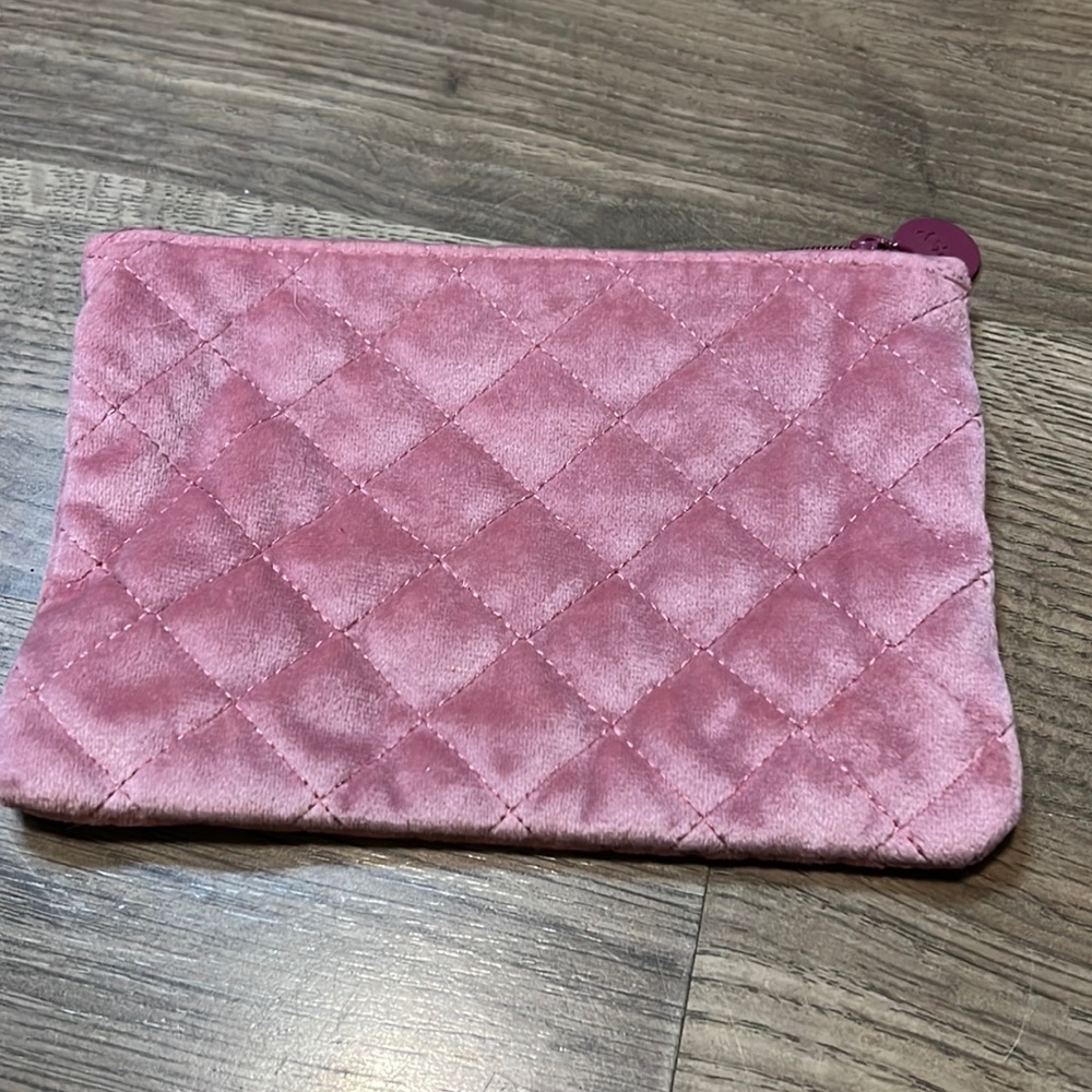 2/$10 Ipsy Makeup Bag - Plush Pink - Picture 2 of 4